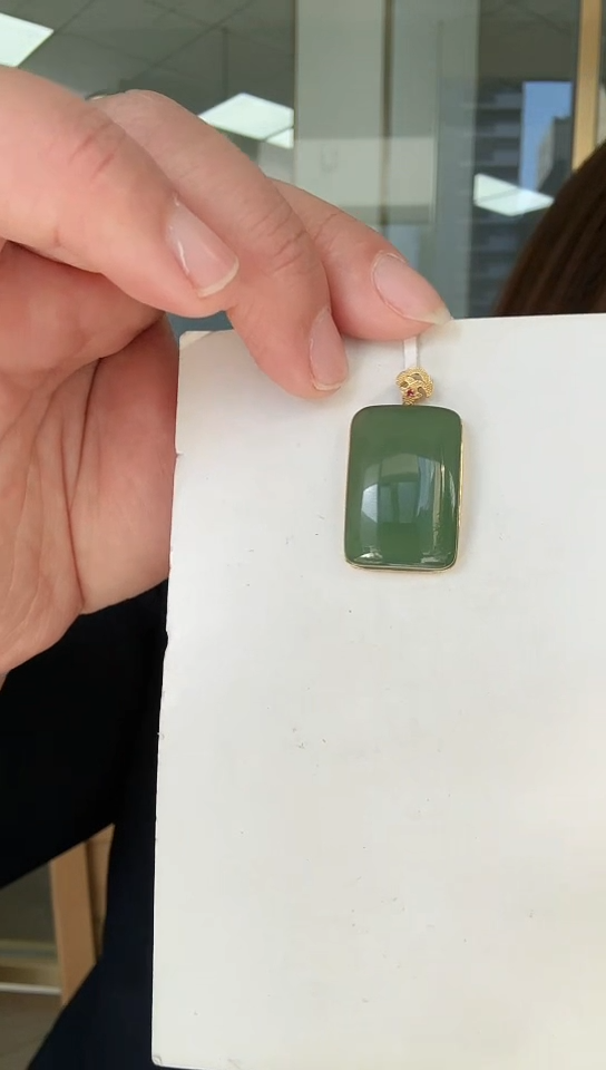 【闪购商品】和田玉吊坠18K金镶嵌吊坠