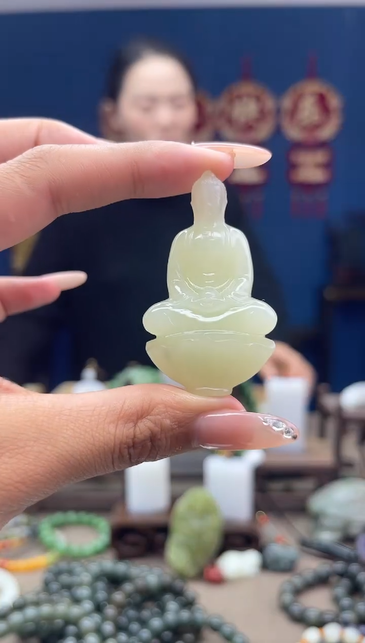 【闪购商品】和田玉颈饰未镶嵌1