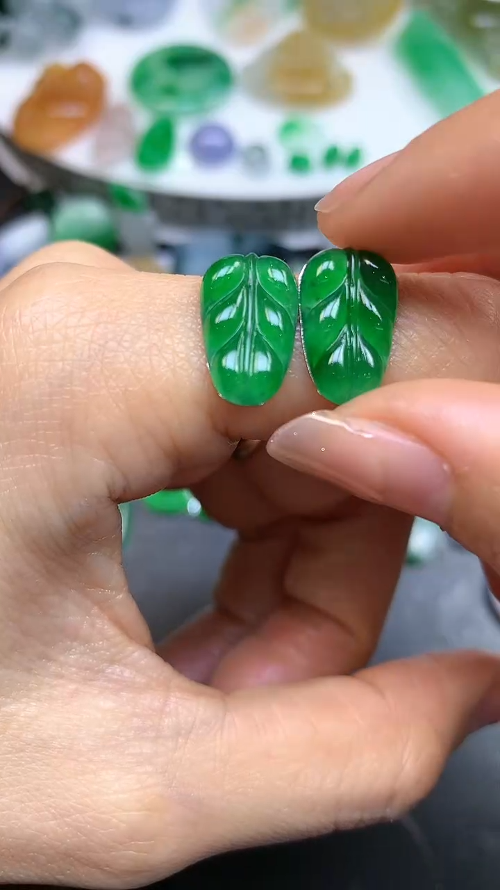 【闪购商品】定制翡翠未镶嵌翡翠