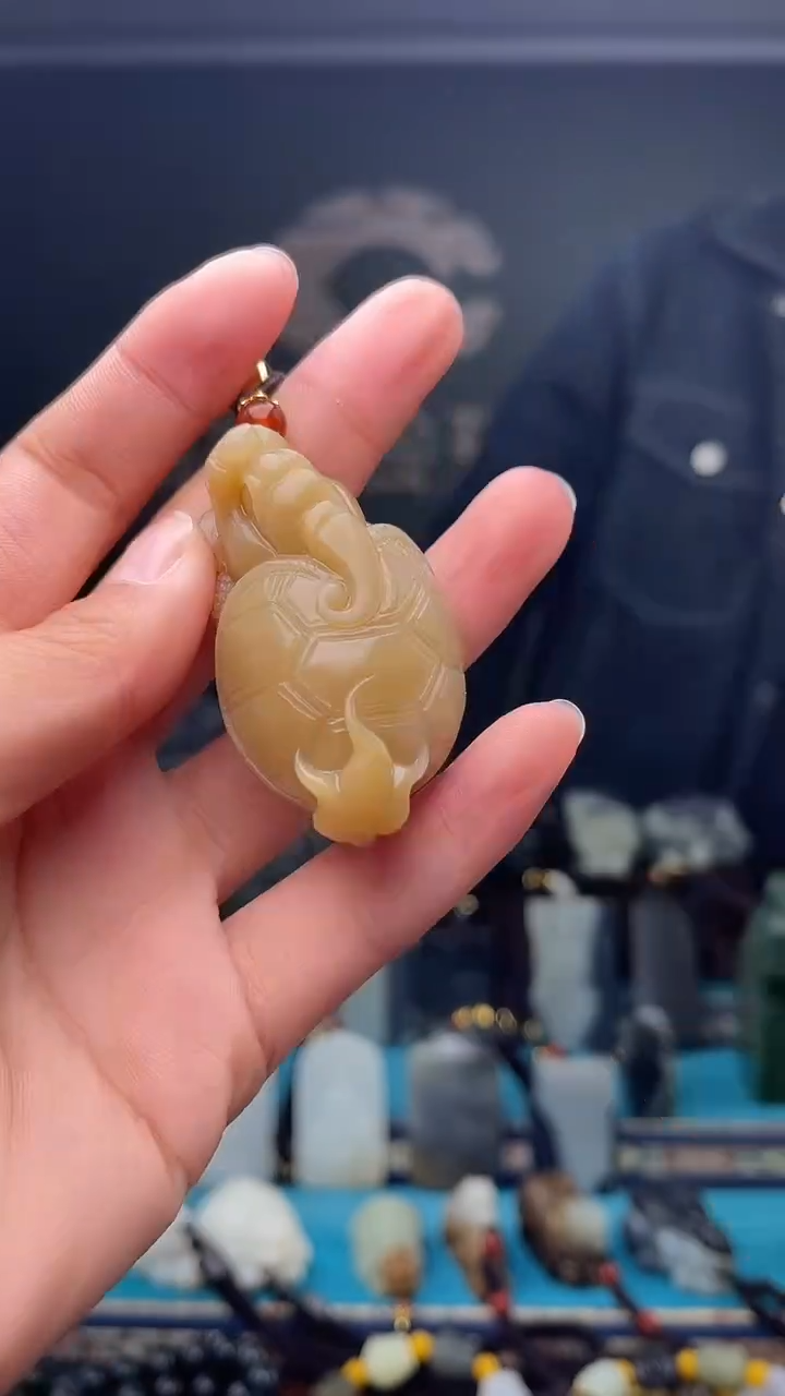 未镶嵌和田玉挂件1