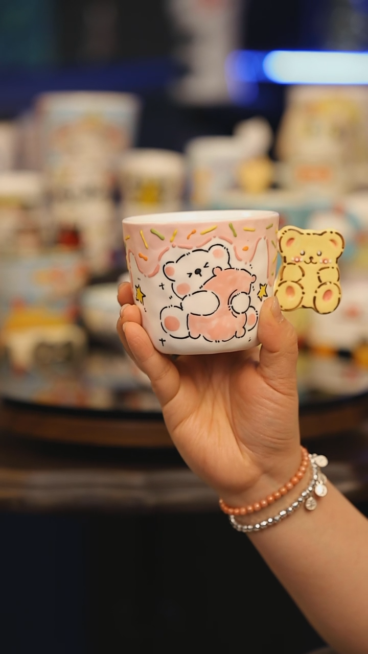 【闪购商品】摆件景德镇釉下彩绘设计师款式陶瓷