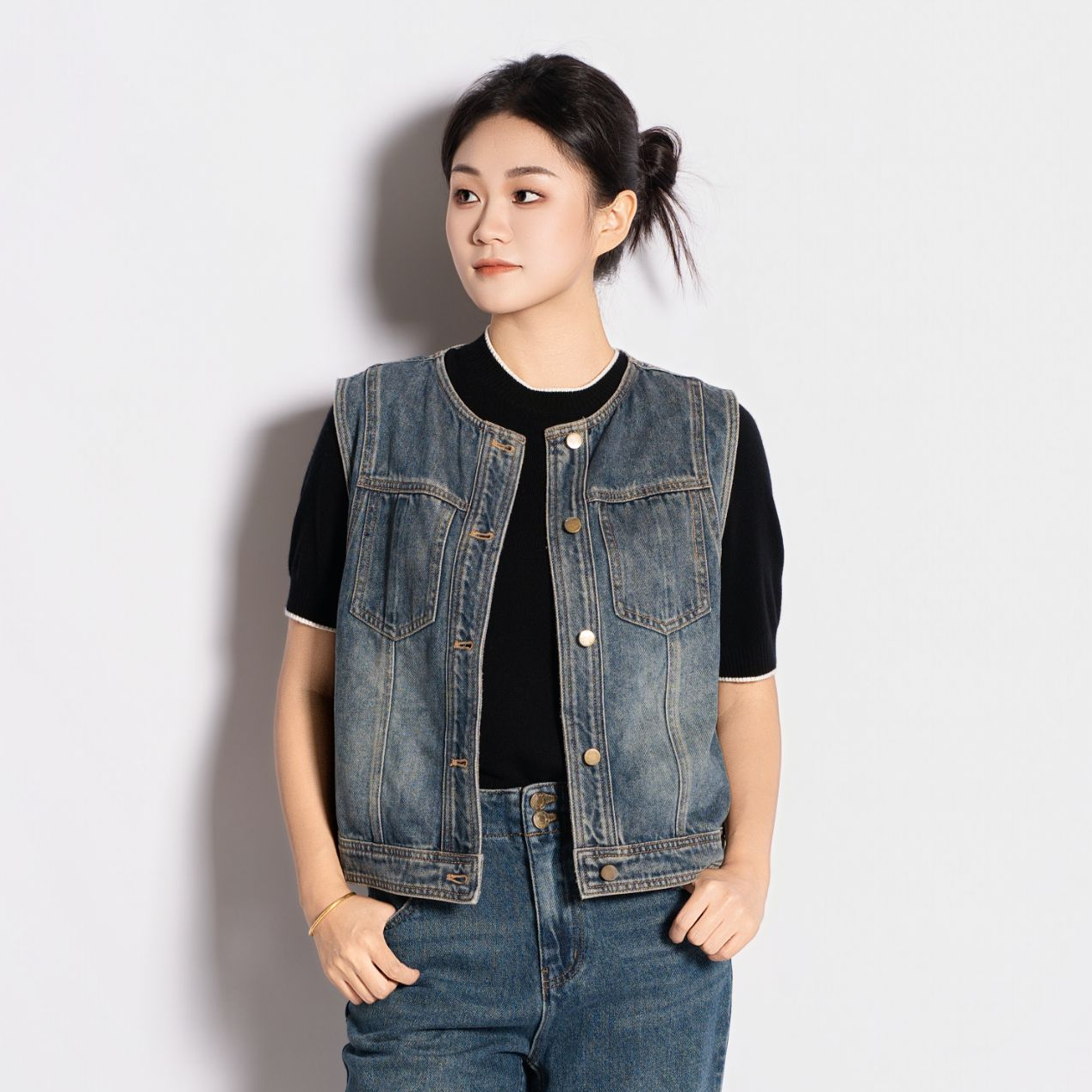 LINGZI/领姿 秋季设计感做旧牛仔单排扣圆领马夹4909212