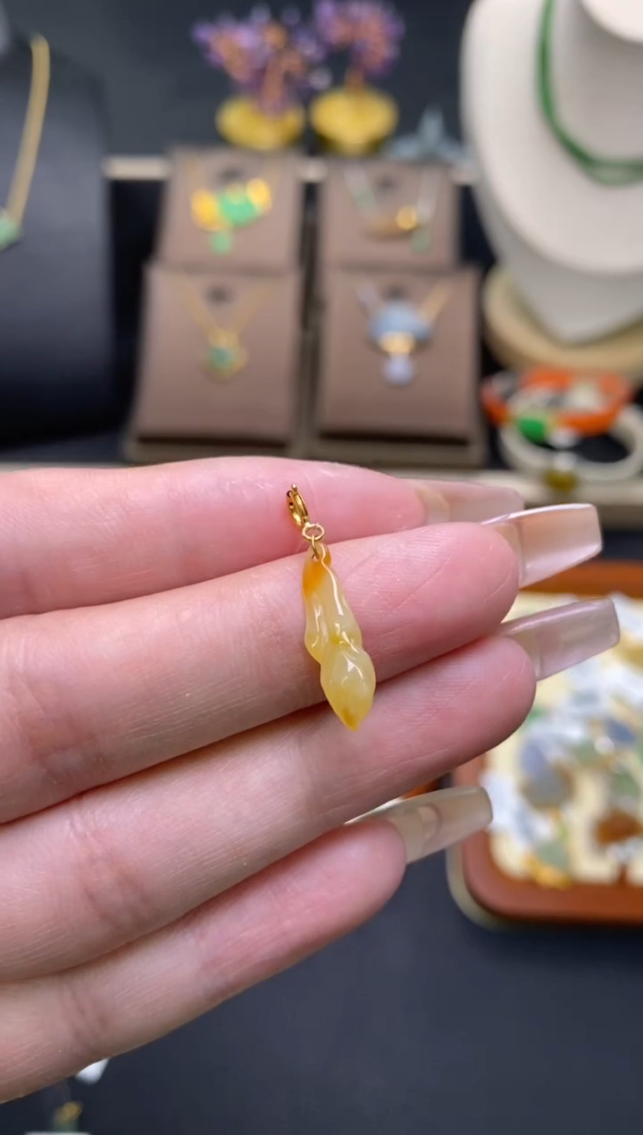 【闪购商品】翡翠颈饰18K金镶嵌净货13284