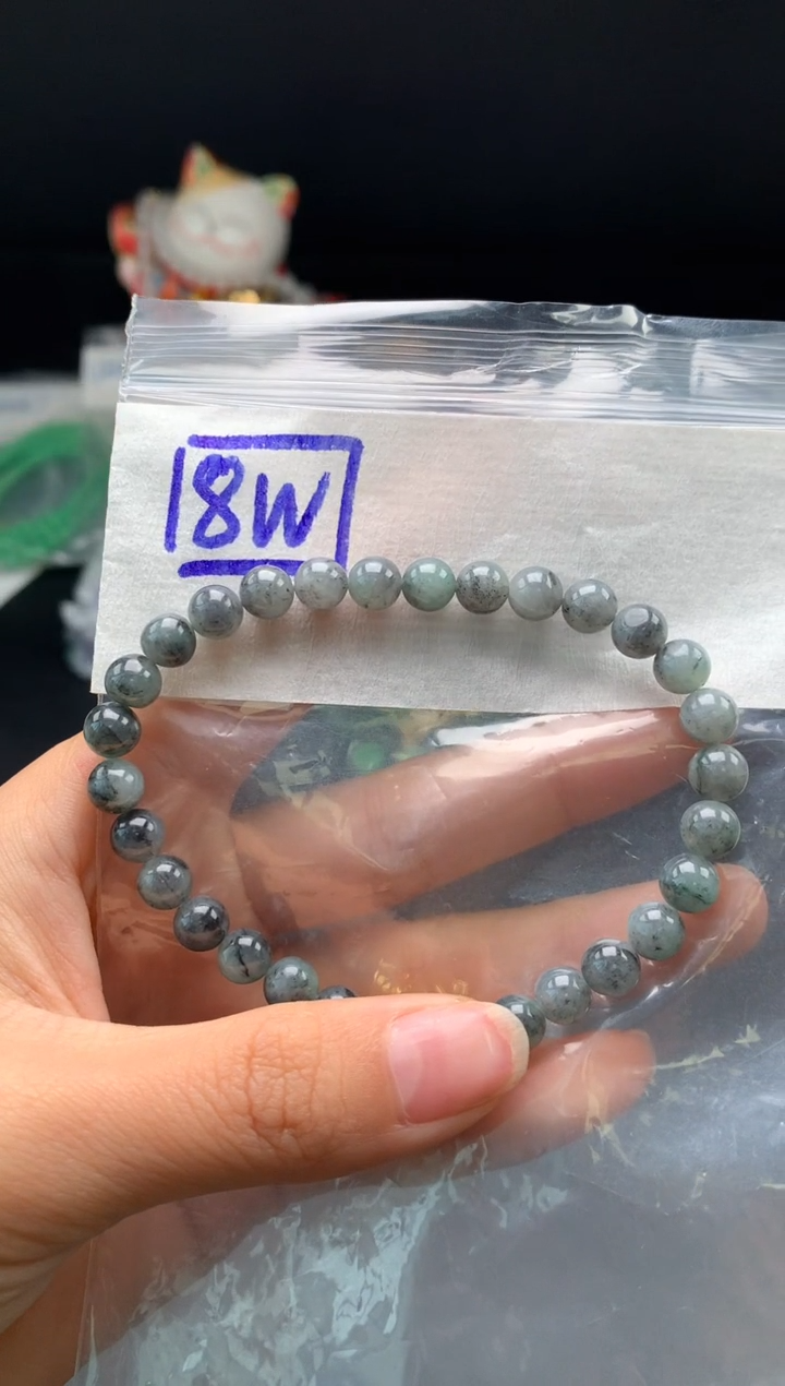 未镶嵌挂件翡翠2卡6.8