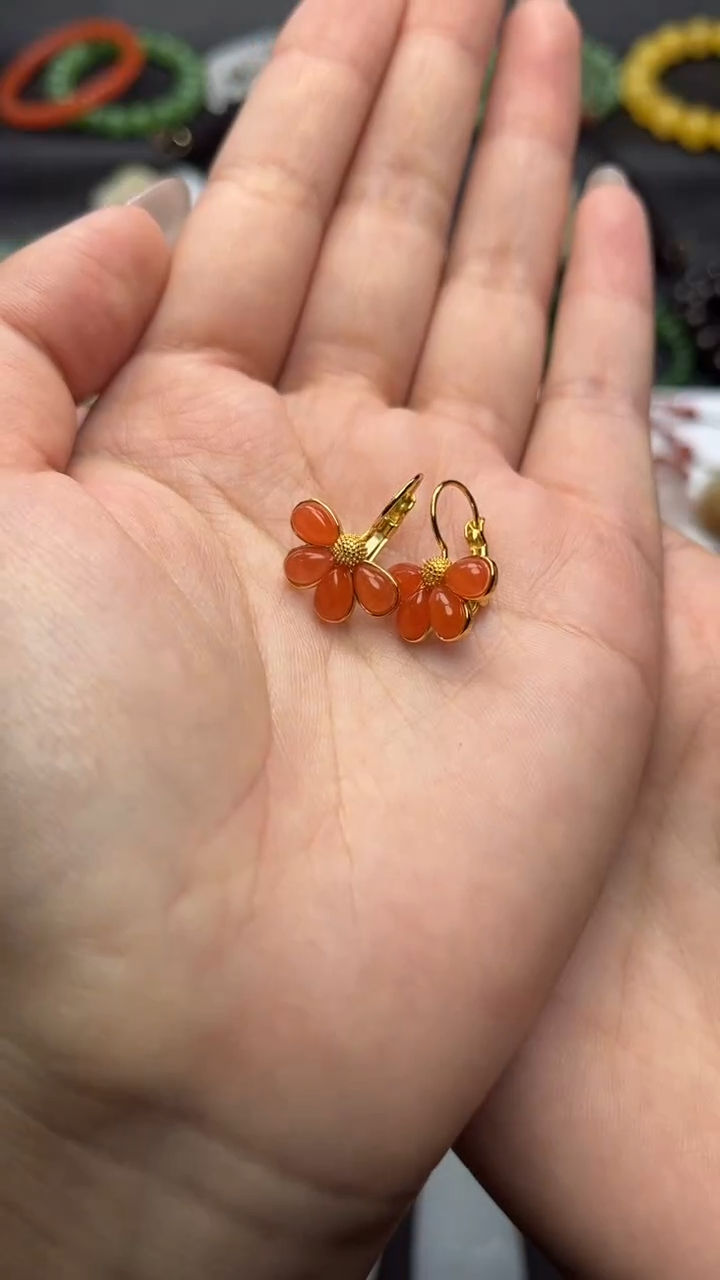 银S925镶嵌南红玛瑙耳饰花花耳钩