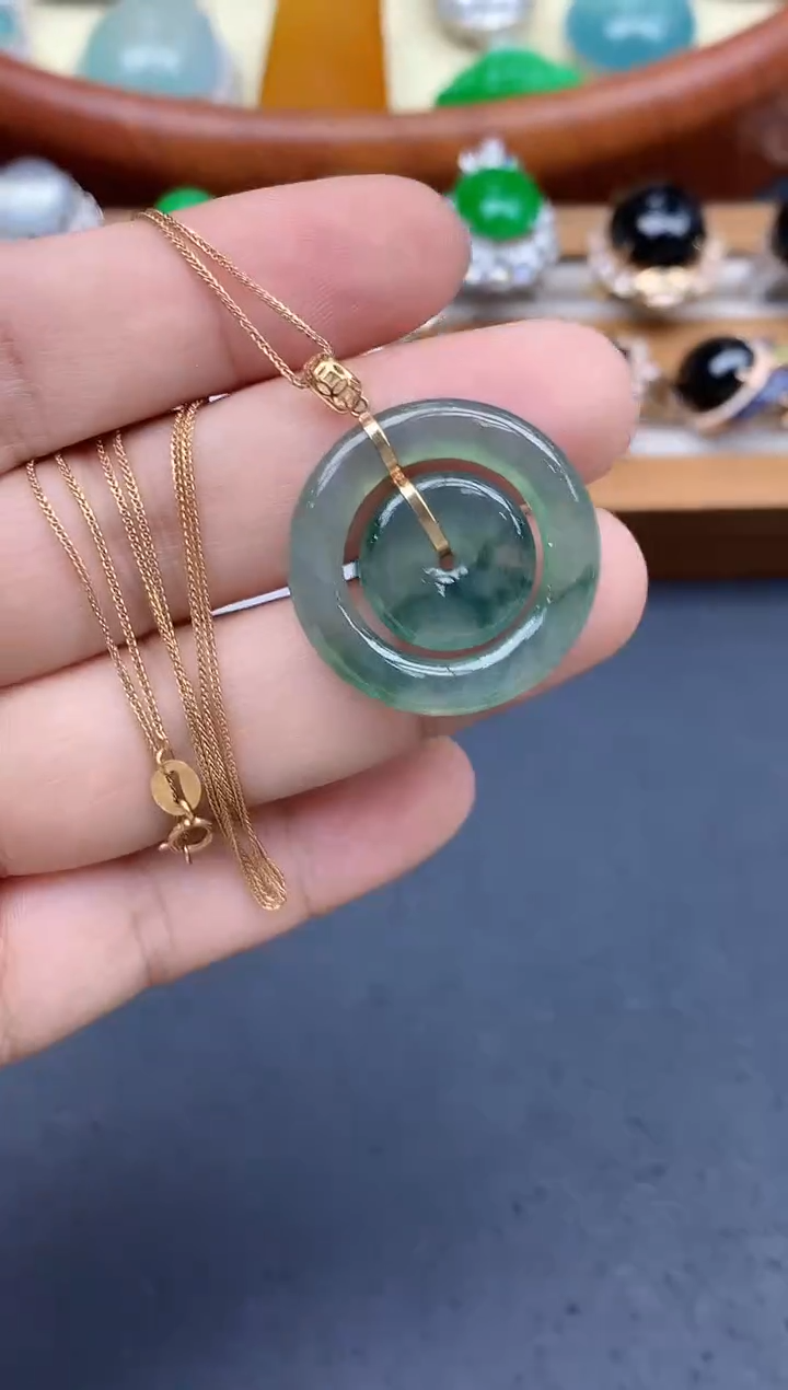 颈饰18K金镶嵌翡翠236-中国好珍宝