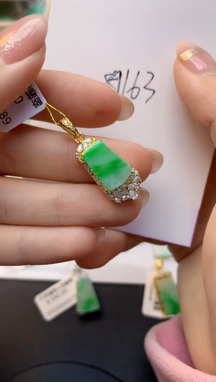 颈饰未镶嵌翡翠天然A货缅甸翡翠百元以上9元证书费自理