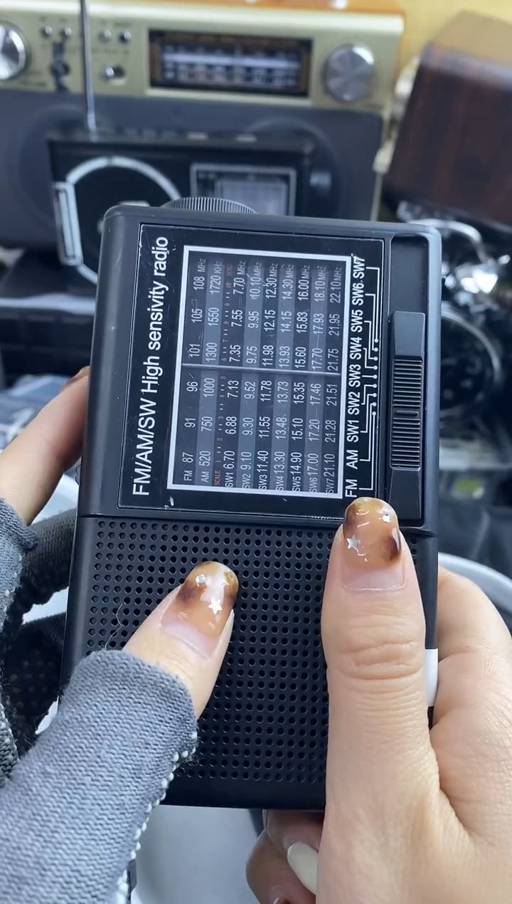 一物一链接，收音机