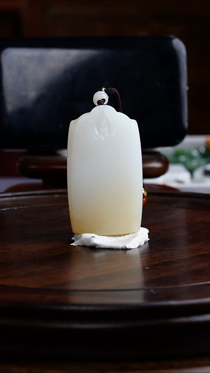 和田玉未镶嵌挂件点1