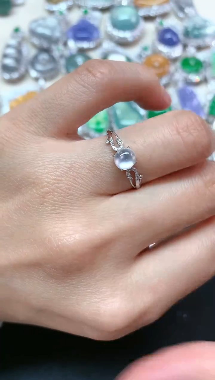 【闪购商品】翡翠戒指18K金镶嵌Q30|2500