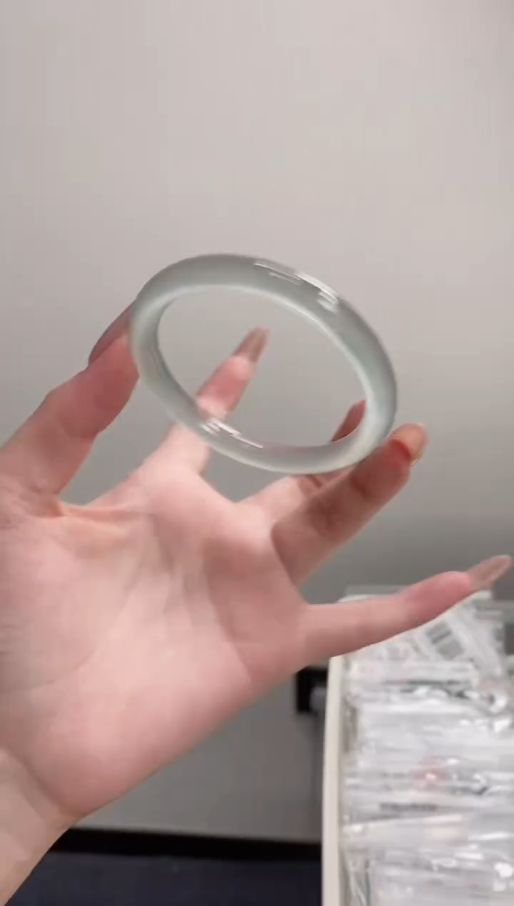 手镯玛瑙/玉髓未镶嵌55-56圆条