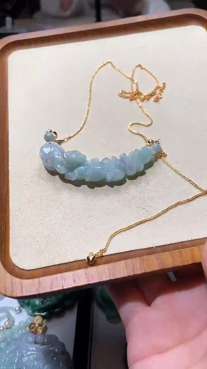 【闪购商品】翡翠颈饰未镶嵌吊坠