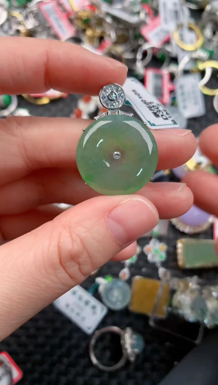 银S925镶嵌戒指翡翠??666     2