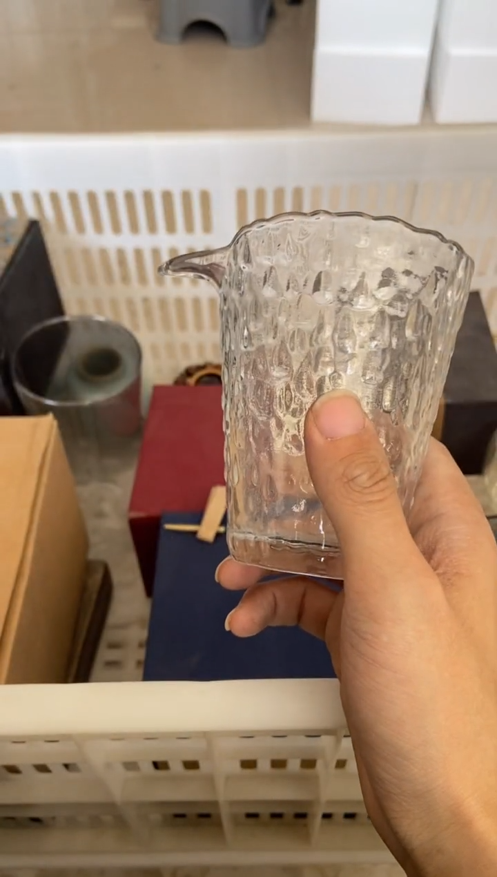 杯无运费险有瑕疵的摄影的产品有使用过的痕迹有点脏介意勿拍杯