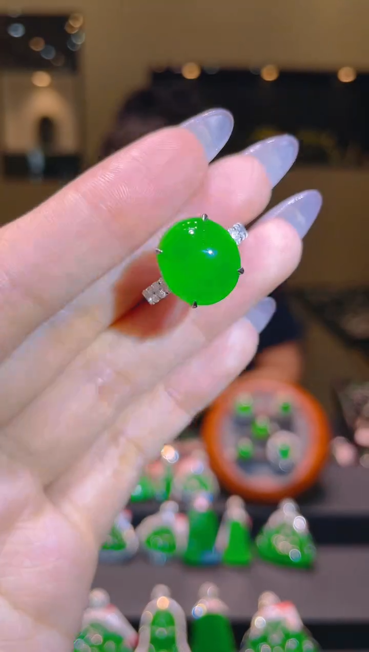 【闪购商品】翡翠18K金镶嵌吊坠(不含链)A38