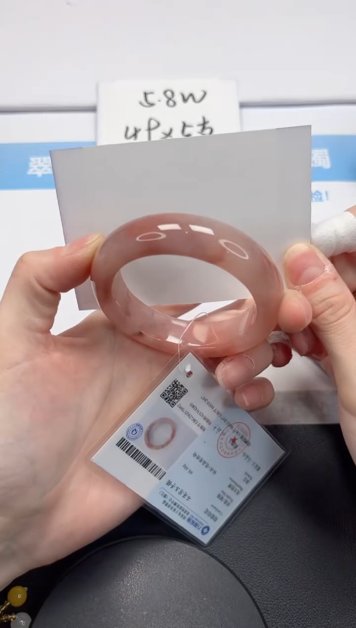 【闪购商品】石英质玉手镯未镶嵌V261-52