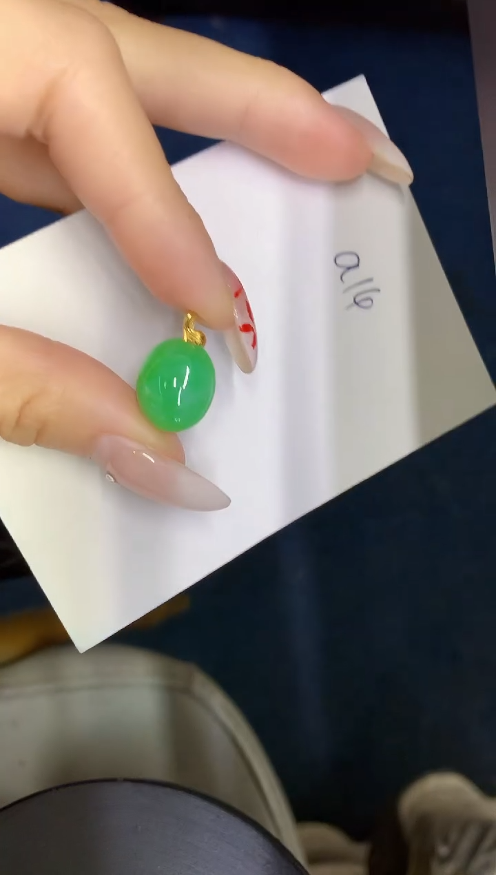 【闪购商品】翡翠颈饰18K金镶嵌000000000000