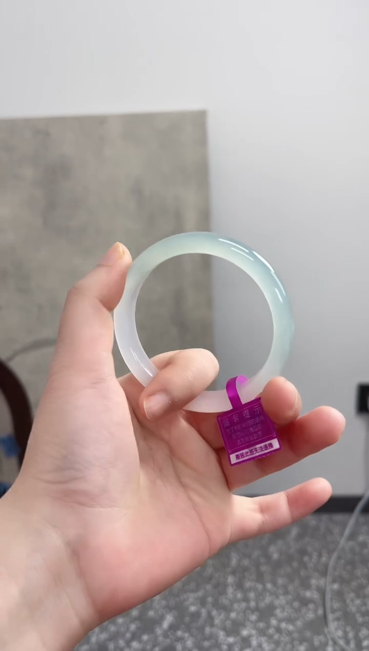 【闪购商品】玛瑙/玉髓手镯未镶嵌55-56圈口需要包容