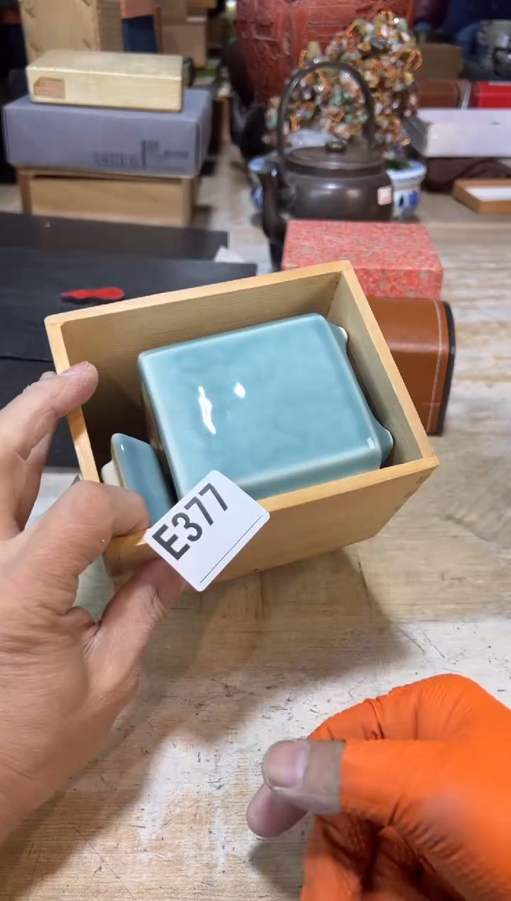 直播定闪专用链接汤*哥直播定闪专用链接