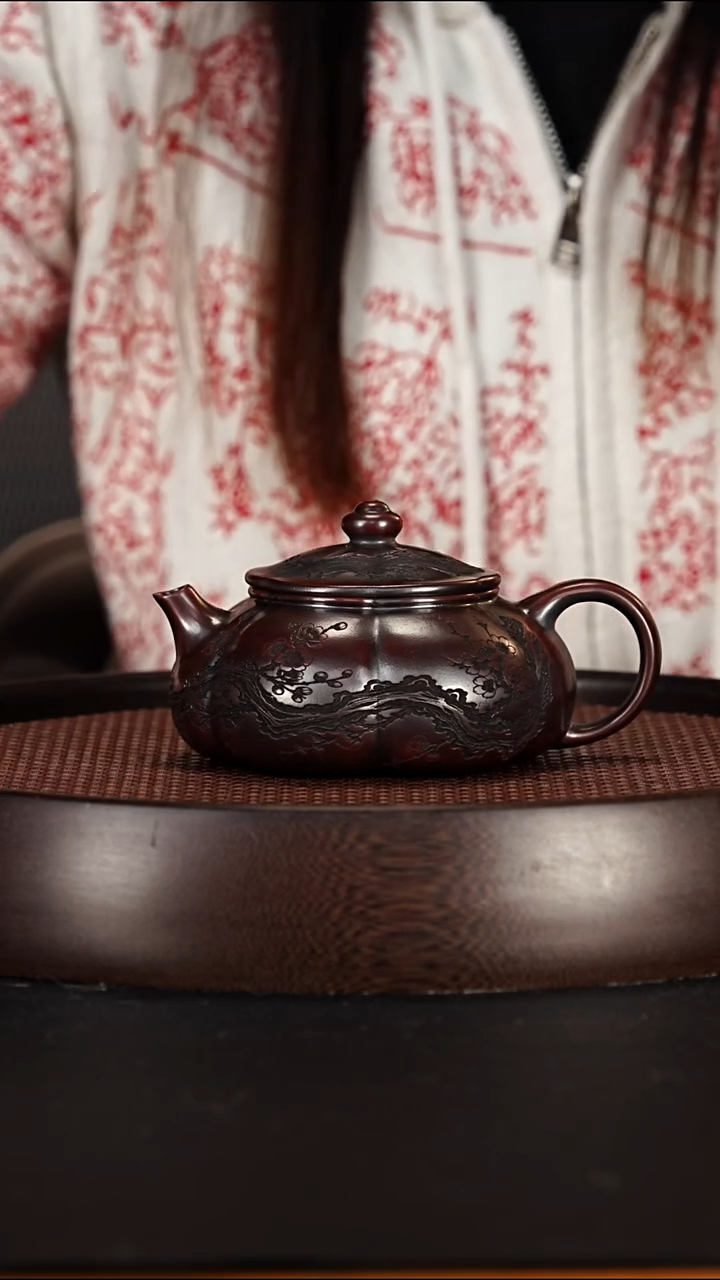茶壶紫砂宜兴紫砂壶龙山古乌泥柴烧筋纹寒江260cc
