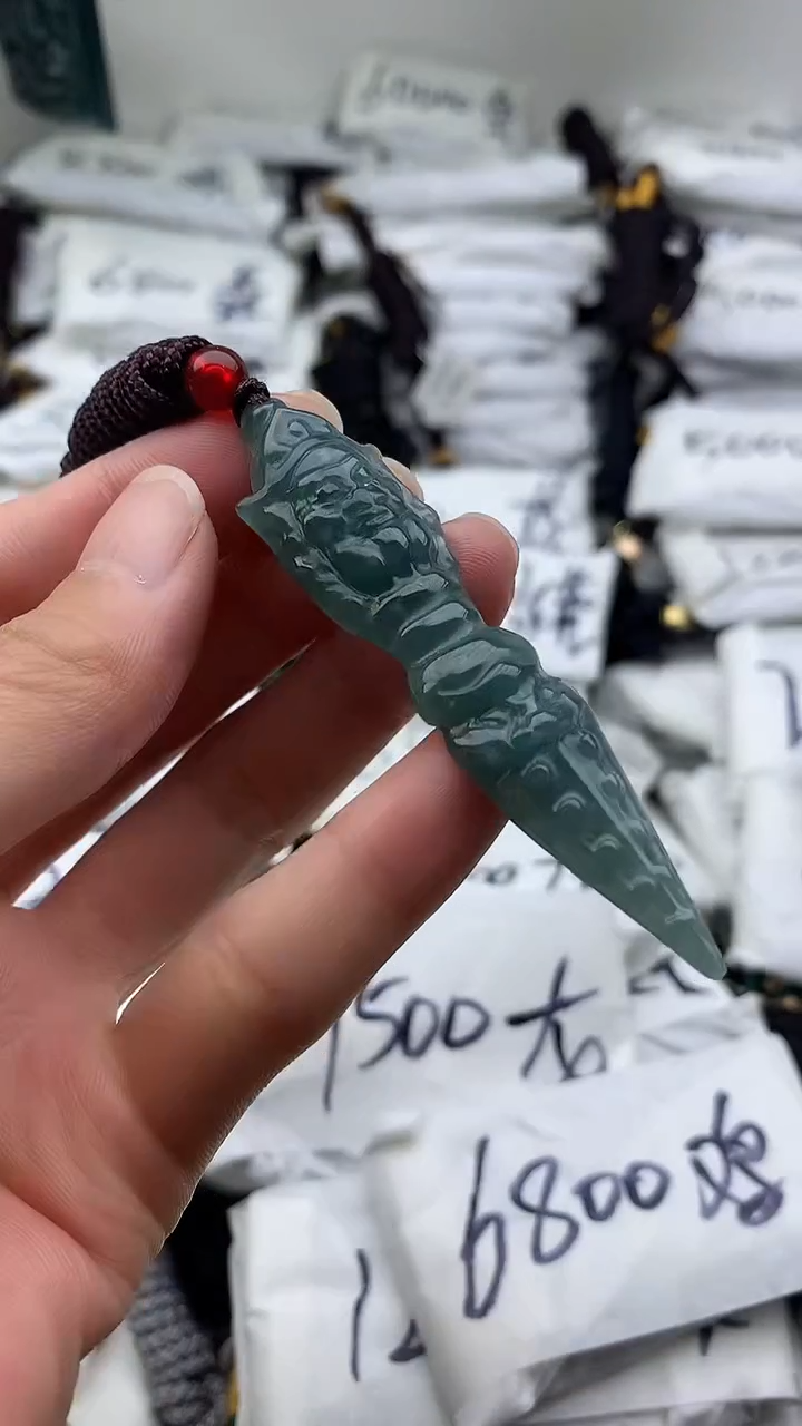 【闪购商品】翡翠颈饰未镶嵌555555555555