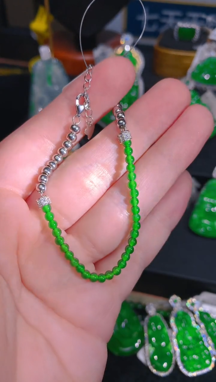 【闪购商品】翡翠手链银S925镶嵌50一季