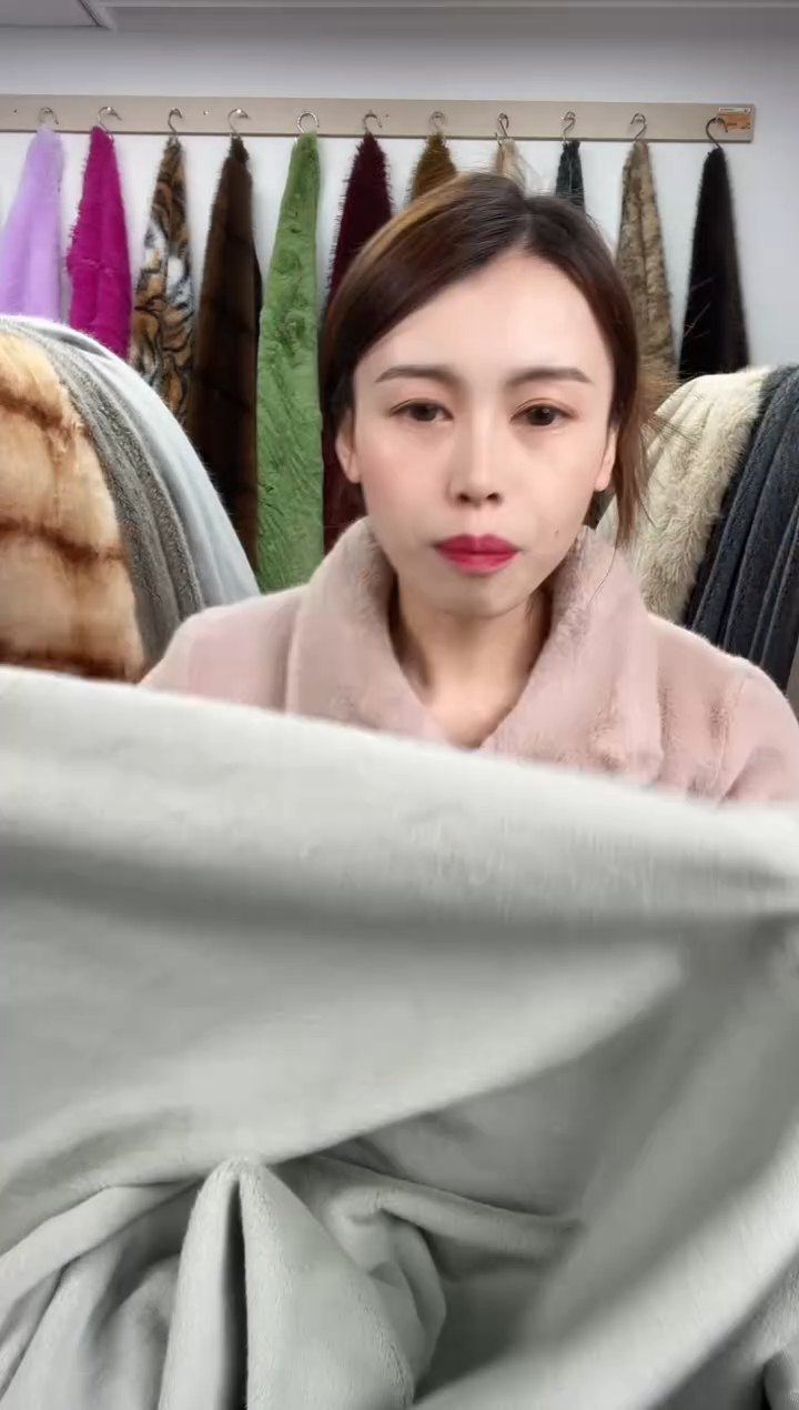 狐狸毛B68，尺寸1.6*2