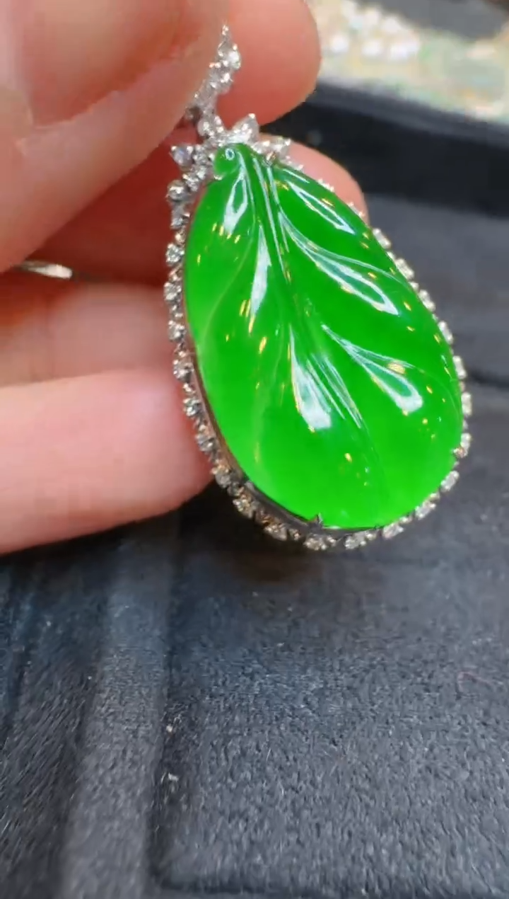 【闪购商品】翡翠吊坠(不含链)18K金镶嵌多样性团购发一件