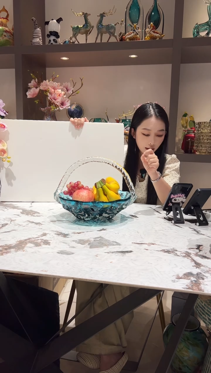 蓝色提篮琉璃果盘