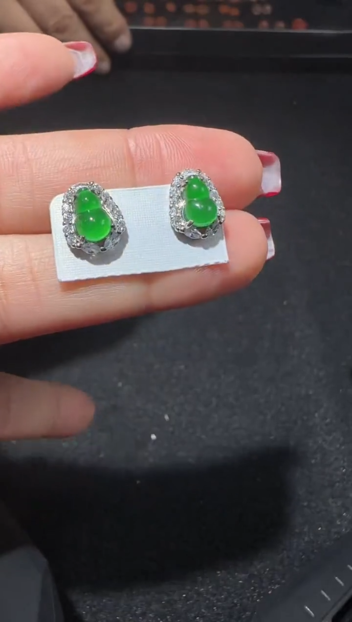 【闪购商品】翡翠耳饰未镶嵌多样性发货拍一发一
