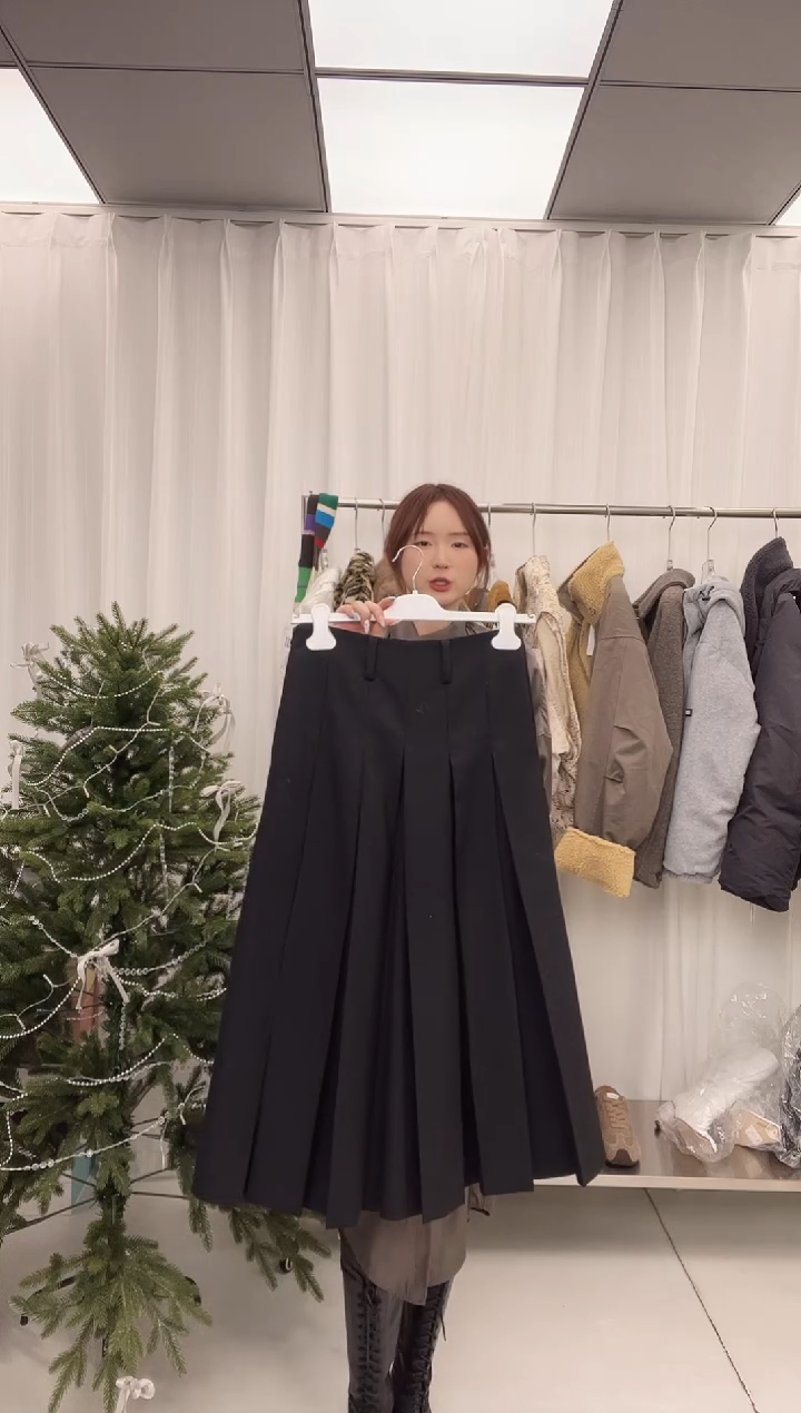 编号076 uhoowu品牌 百褶裙裤 福福待开价