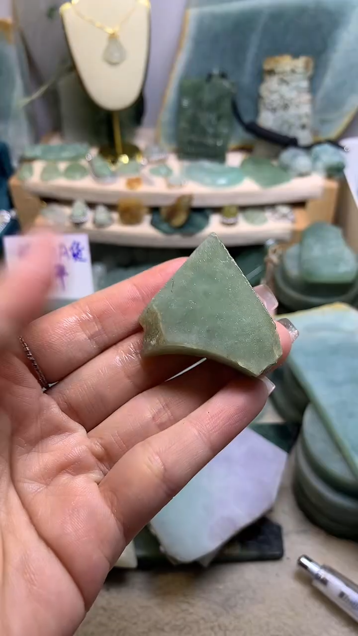 【闪购商品】翡翠挂件未镶嵌缅甸A货翡翠，没有运费险 