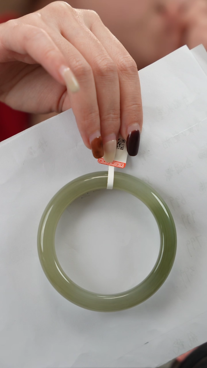 【闪购商品】和田玉手镯未镶嵌9号56.2