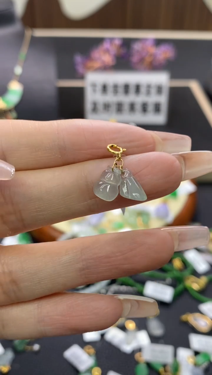 【闪购商品】翡翠颈饰18K金镶嵌净货15976