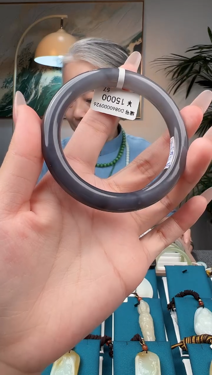 未镶嵌手镯和田玉57 D 