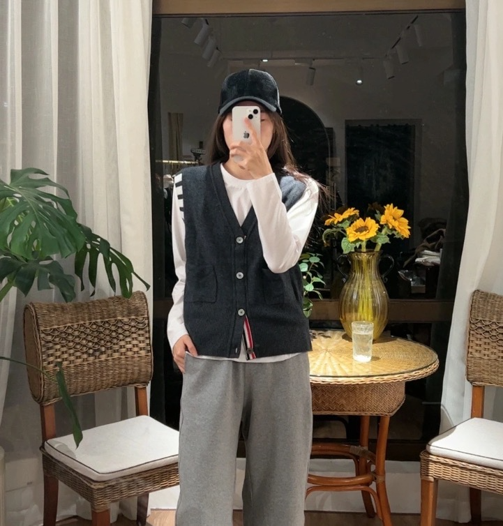 99新 THOMBROWNE IM0428  深灰色山羊绒经典针织马甲