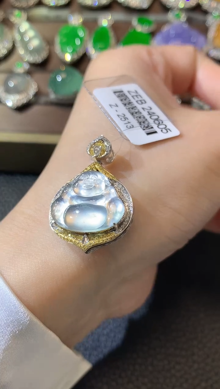 【闪购商品】翡翠吊坠(不含链)18K金镶嵌D58翡翠