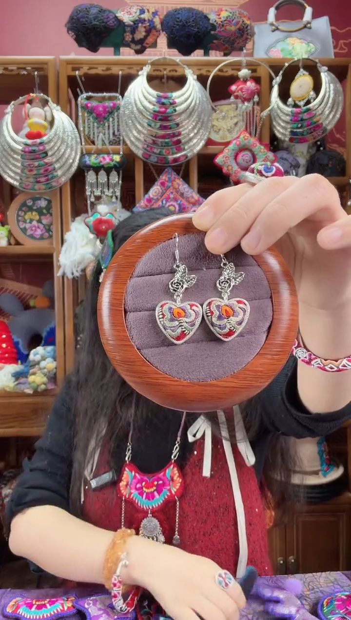 刺绣耳环101甜甜家