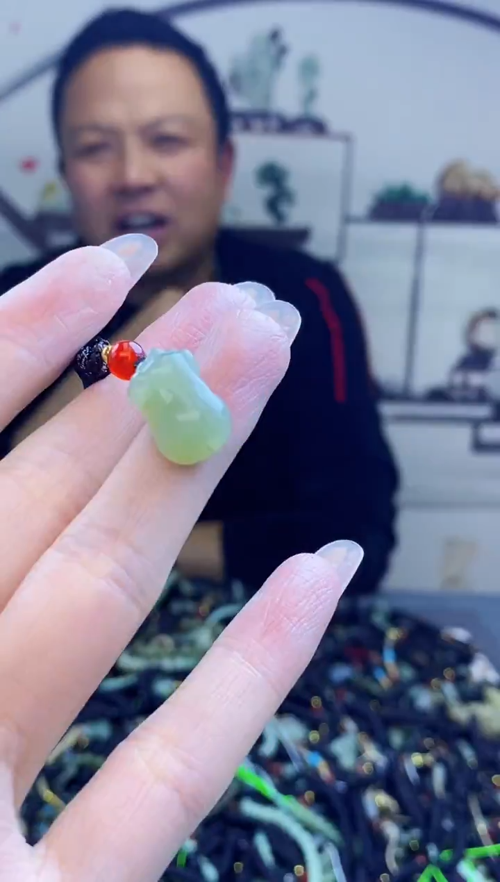 颈饰未镶嵌和田玉多样性发拍一发一