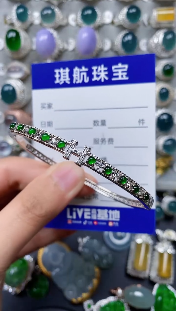【闪购商品】翡翠手镯银S925镶嵌0447