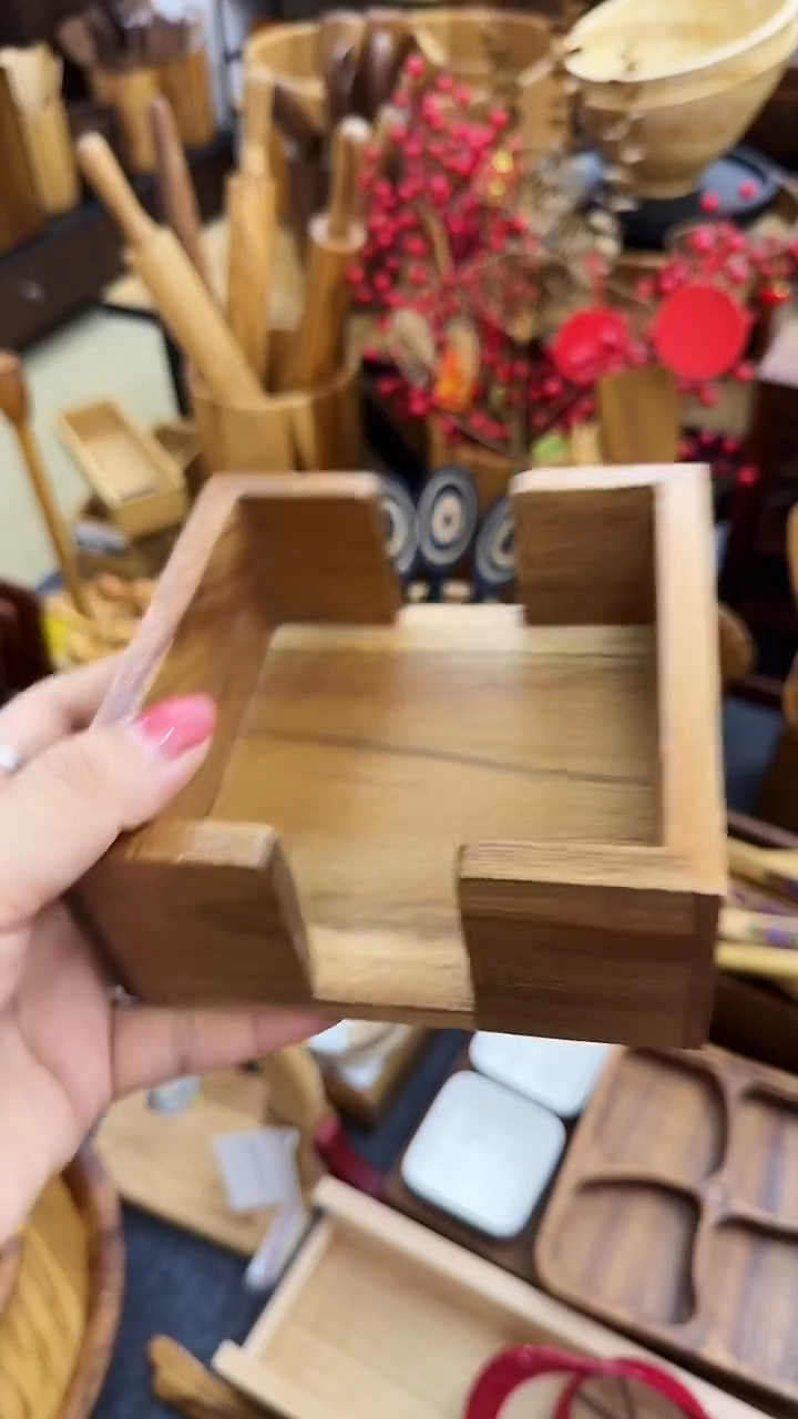 闪购木制品 棋盘格杯垫收纳座