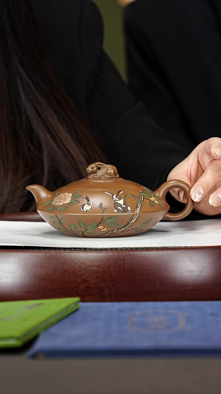 茶壶紫砂82GHR玉兔纳福 明清老段280cc