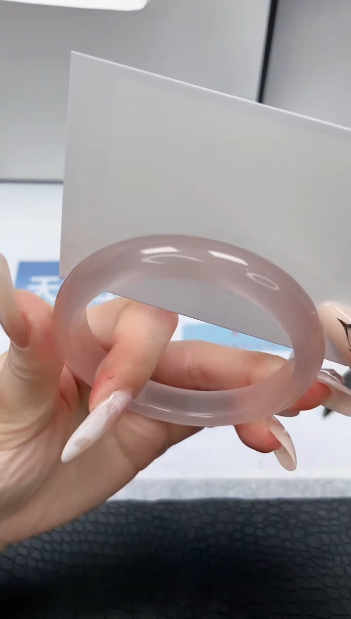 【闪购商品】石英质玉手镯未镶嵌229-60.3