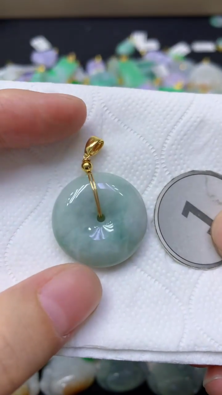 颈饰未镶嵌翡翠天然缅甸翡翠A货