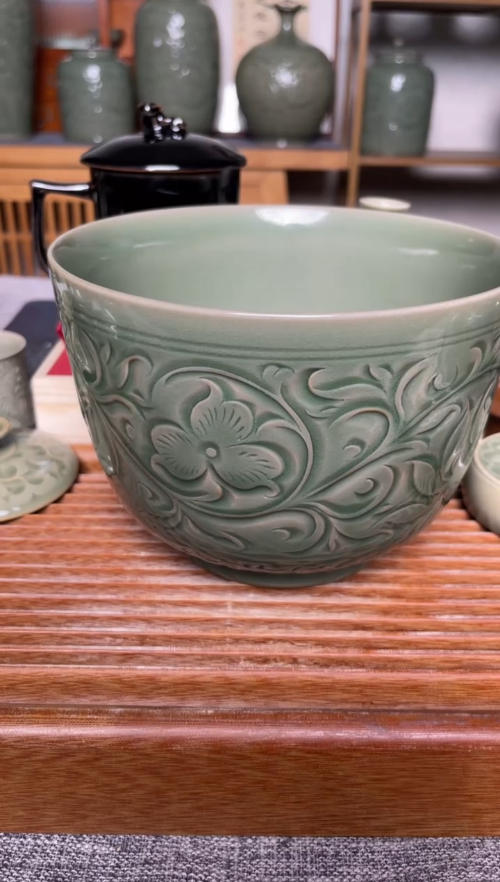 【闪购商品】其他纯手工秘色一鹭莲磕大碗 微瑕