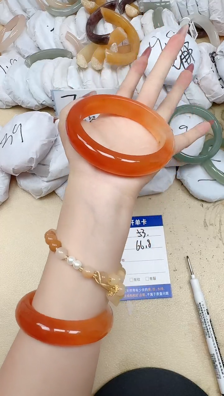 石英质玉手镯未镶嵌53/66.8