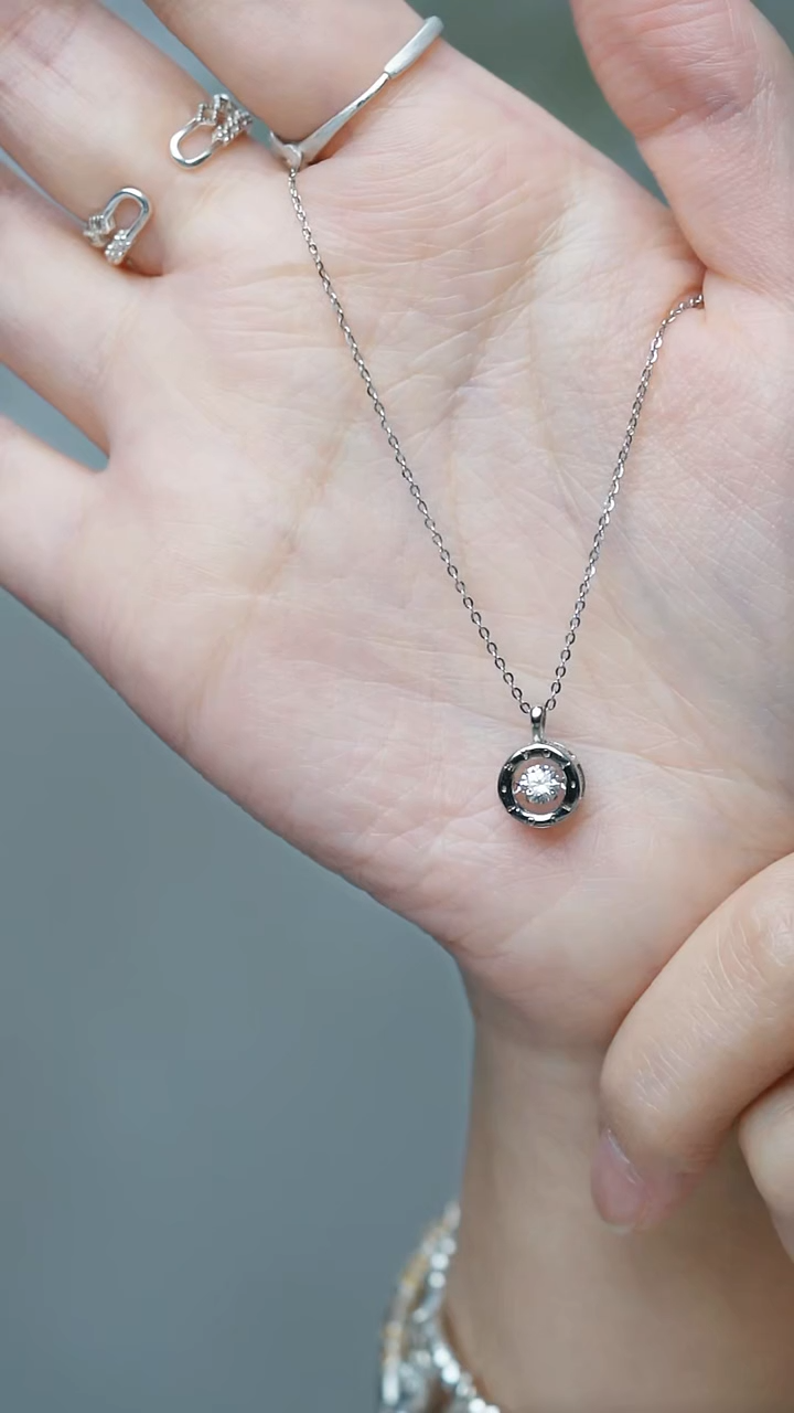 非金属无925银心动爱项链