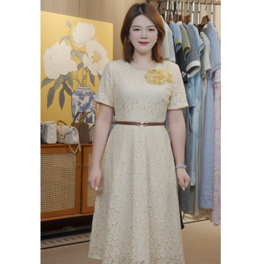 橘色立体花蕾丝圆领连衣裙2025夏季新款优雅知性短袖收腰A字裙