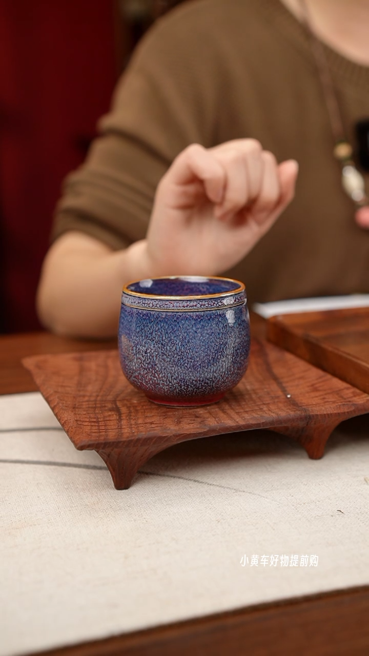 【闪购商品】摆件小师妹-钧瓷-信任