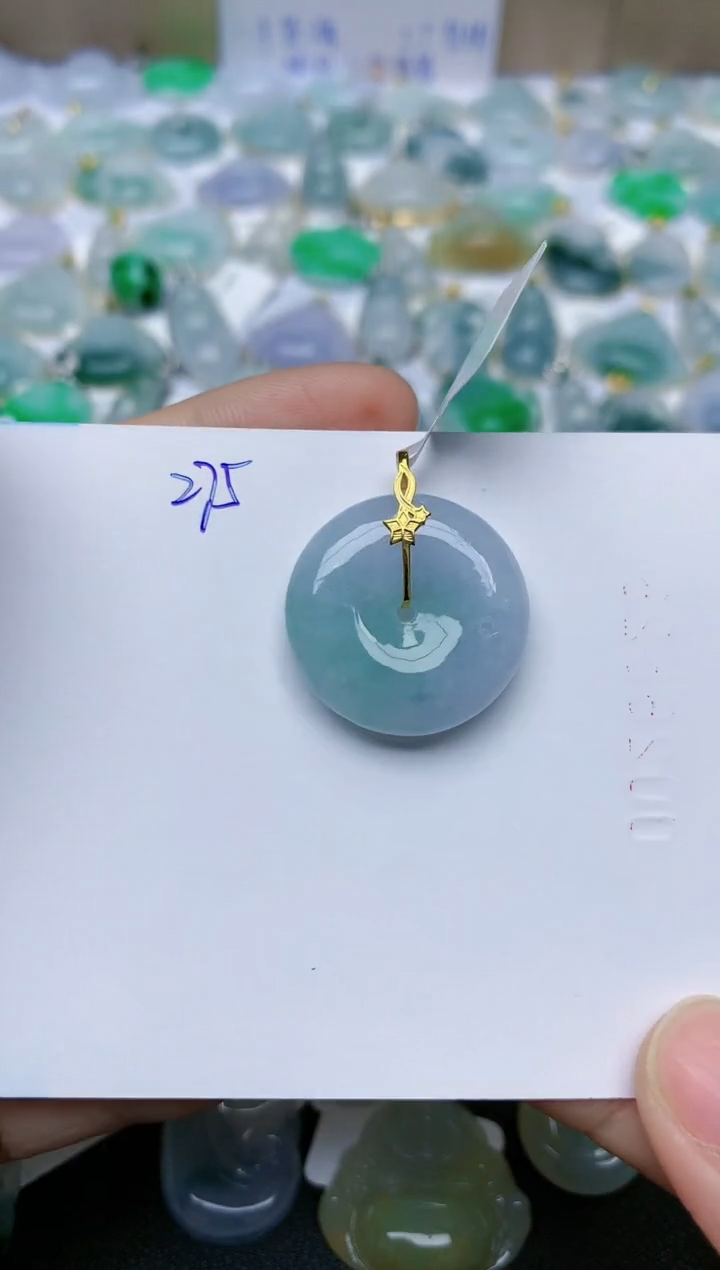 【闪购商品】翡翠颈饰18K金镶嵌天然翡翠A货    